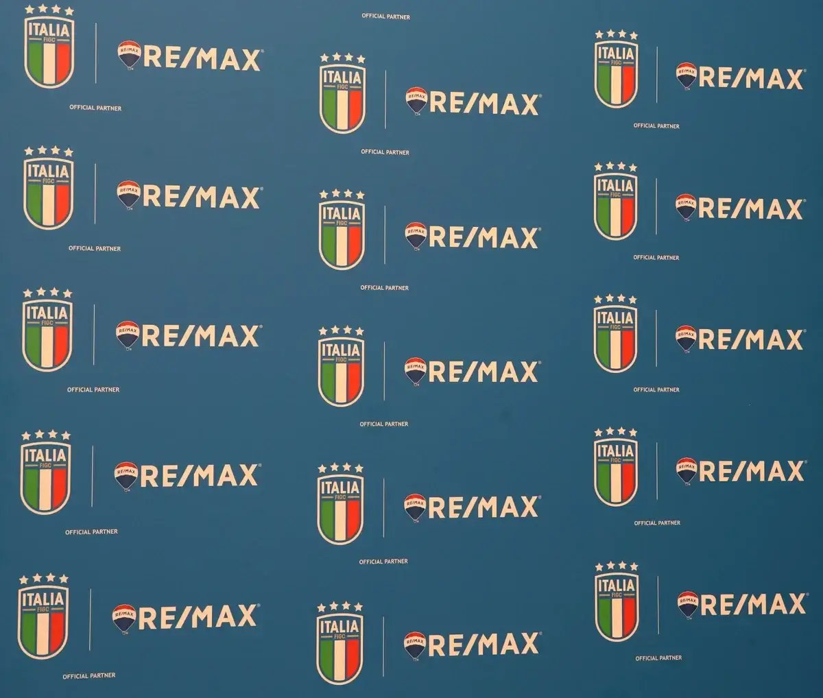Logo RE/MAX e Nazionale Calcio Italia