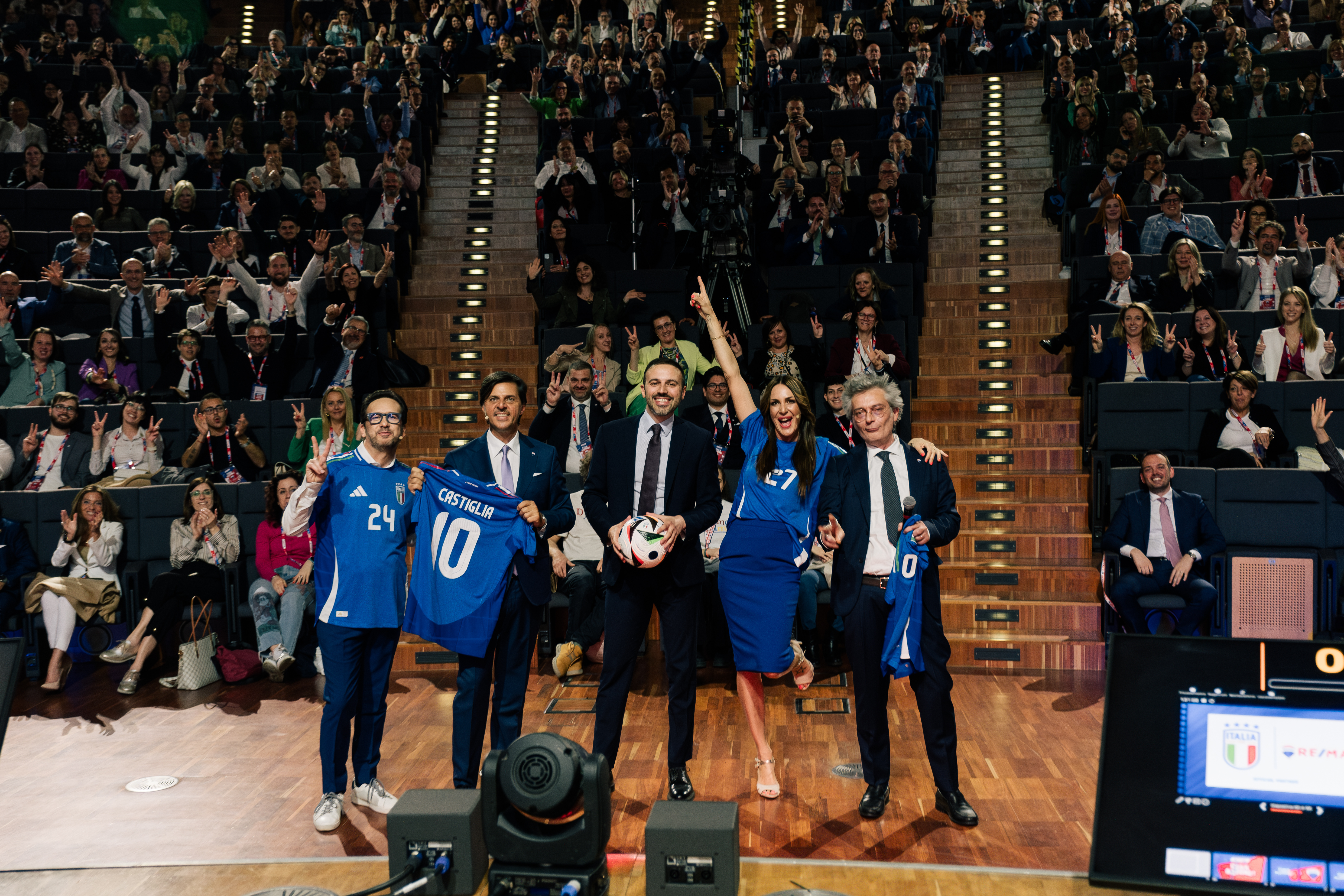 REMAX ITALIA_PARTNER OFFICIALE NAZIONALE ITALIANA CALCIO (6)