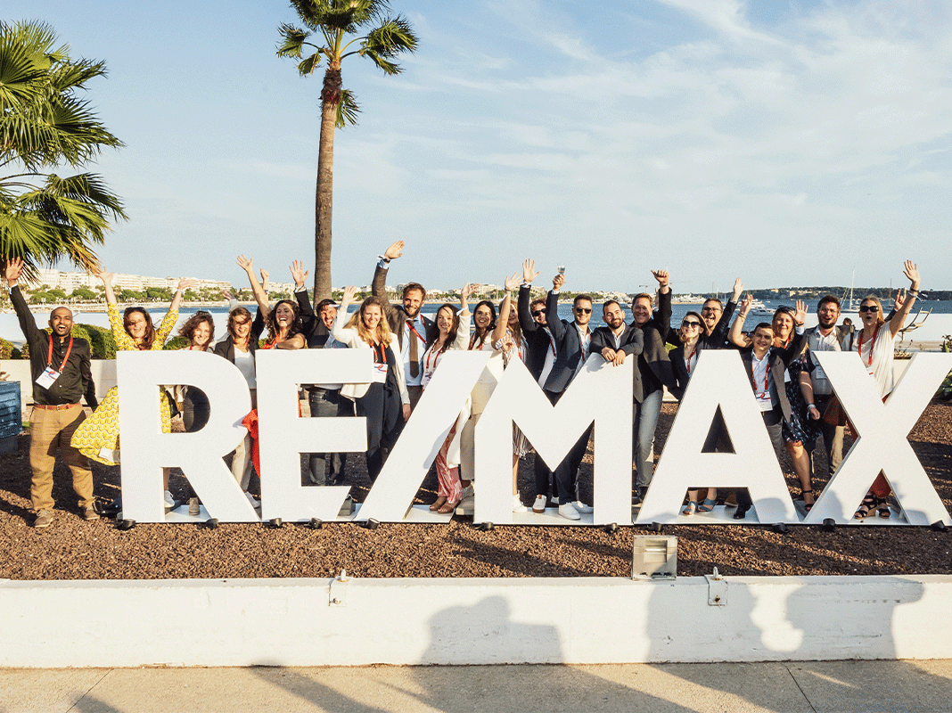 sngine_4958dba838ca59be5d3bb979b60bd30d